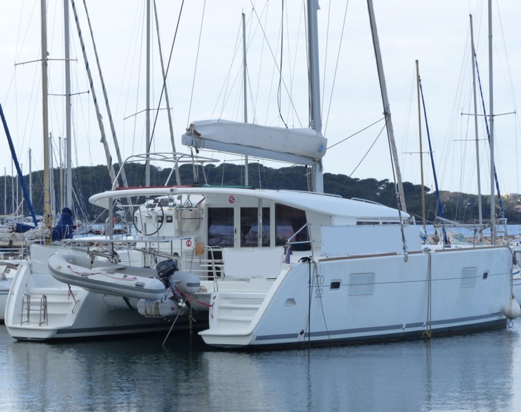 Lagoon 400 S 2 -1.jpg